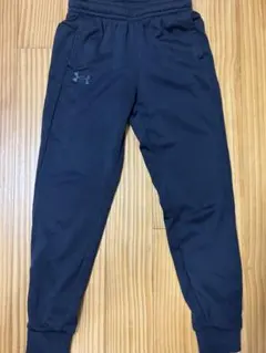 ⚠️本日限定価格⚠️Under Armour ダークネイビー ジャージパンツ150㎝