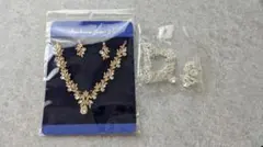 フラワーモチーフ ネックレス ピアスセット