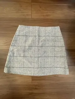 ユニクロ　ウールブレンドミニスカート グレー