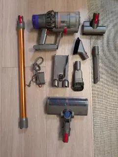 2025年最新】dyson v10 fluffy ジャンクの人気アイテム - メルカリ