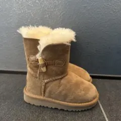 値下げ【新品未使用】ugg ブーツ　14.5cm キッズ　箱付き