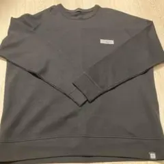 ジーユー GU ブラック スウェット トレーナー オーバーサイズ ワンポイント