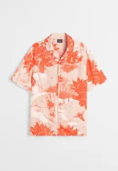 【美品】Ｈ＆Ｍ　ロータス総柄 オープンカラー 半袖 アロハシャツ　Mサイズのサムネイル