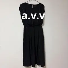 a.v.v アーヴェヴェ 黒 ノースリーブワンピース Mサイズのサムネイル