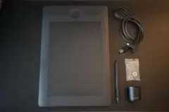 ワコム ペンタブレット intuos Pro Mサイズ PTH-651