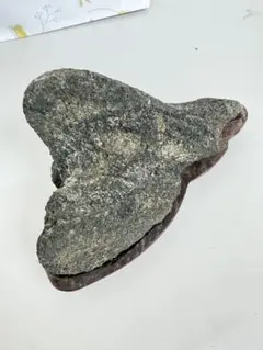 天然石と木製台の和風置物