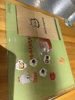 パンどろぼうひろばランチョンマットと紙袋とシール付き