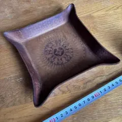 レザートレイ エンボス加工