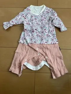 ベルメゾン　花柄前開きロンパース