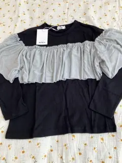 ペアマノン トップス