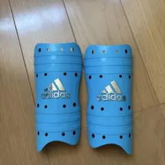 adidas 青 シンガード