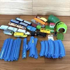 プラレール まとめ売り(レール34本、連結部品付き)
