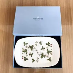 WEDGWOODウェッジウッド　ワイルドストロベリー　スパイラルトレイ