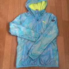 PUMA 水色迷彩柄ウィンドブレーカー