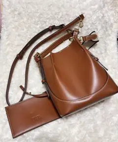 未使用品ZARA ショルダー バッグ ポーチ付き