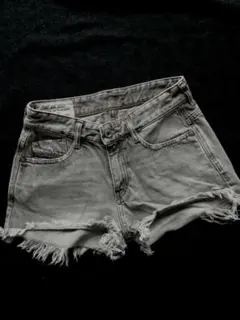 DIESEL グレー デニム ショートパンツ