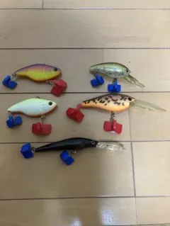 バス釣り引退　中古ルアー 5個セットのサムネイル