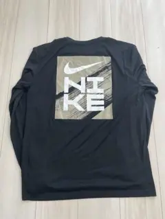 Nike ナイキ Dri-FIT 長袖Tシャツ Mサイズ