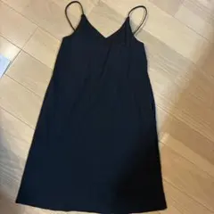 GU ワンピース　黒