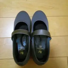 ベル―ナ はっ水４Eストレッチパンプス