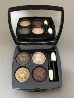 CHANEL アイシャドウ　LES 4 OMBRES 342