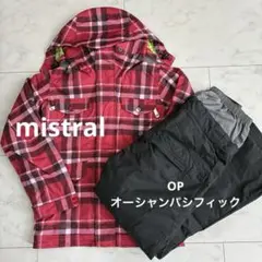 スキー　スノボ　ウェア　上下セット