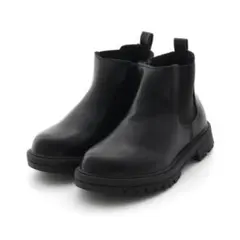 Item thumbnail for item fc285bd5-13de-4626-8611-97160fbd4f74