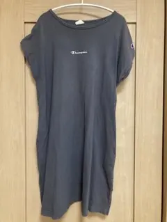 Champion チャコールグレー ワンピース 155のサムネイル