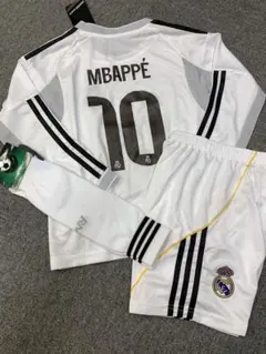 130cmレアル・マドリード新モデル　ムパッペ　子供長袖シャツソックスセット