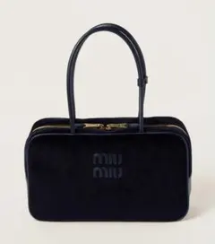 2026年最新】スエード バッグ miumiuの人気アイテム - メルカリ