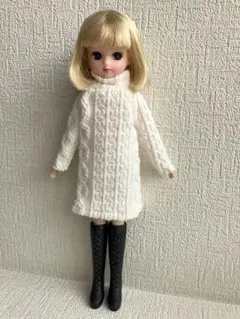 No.4417ハンドメイド22cmドール服 2点セット（ピアス付き） - メルカリ