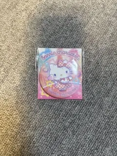 キティ　バッチ