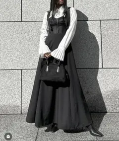 新品タグ有品lveu ジップビスチェフレアワンピース＋袖プリーツデザインシャツ 新品タグ有品lveu ジップビスチェフレアワンピース＋袖プリーツ