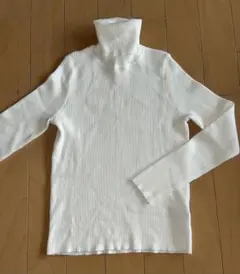 ホワイト タートルネック リブセーター 長袖（M）　白