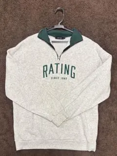 グレー ハーフジップ トレーナー RATING
