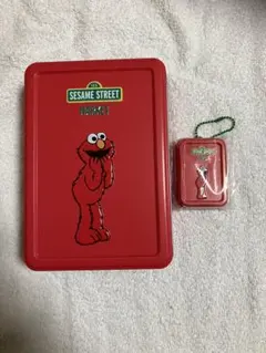 セサミストリートマーケット エルモ缶　ガチャ缶付き