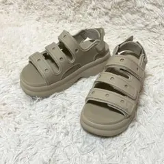 【限定コラボ】FURFUR×crocs ソーホー マルチストラップサンダル W8のサムネイル