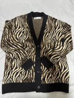 ZARA レディース　トップス ニットカーディガン　アウター　アニマル柄