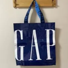 GAP ネイビー トートバッグ ロゴ入りと折り紙のサムネイル