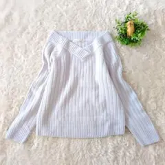 NICE CLAUP　ニット　セーター　長袖　Vネック　ライトグレー　M