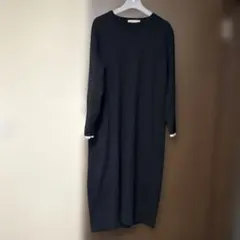 今期　アンフィーロ　ワンピース　黒　ニット