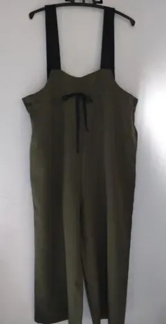 オリーブグリーン サロペット