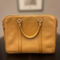 BALLY レザー ビジネスバッグ イエローのサムネイル