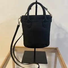 LASIEM ラシエム 牛本革 小型ショルダーバッグ ブラック スマホショルダー