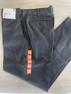 新品未使用　ユニクロ　ヒートテック　メンズスラックス　ウエスト82cm