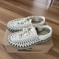 美品】KEEN UNEEK WK STAR WHITE レディース 24CM - メルカリ