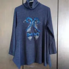 紺タートルネックチュニック