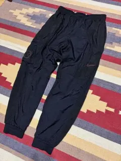 浦和レッズ 7分丈パンツ支給品 - メルカリ