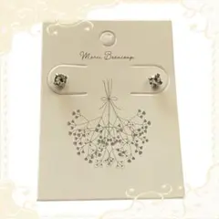 【新品未使用】ピアス◇◆クリスタル シンプル キラキラ 四角 おまけ付き