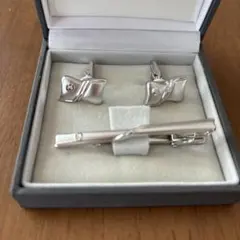 Item thumbnail for item 524a3c6b-d58f-4b77-b10c-fb0a141fb9f3